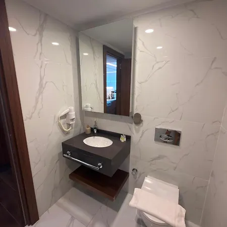 Grand Sapphire Luxury Apartment