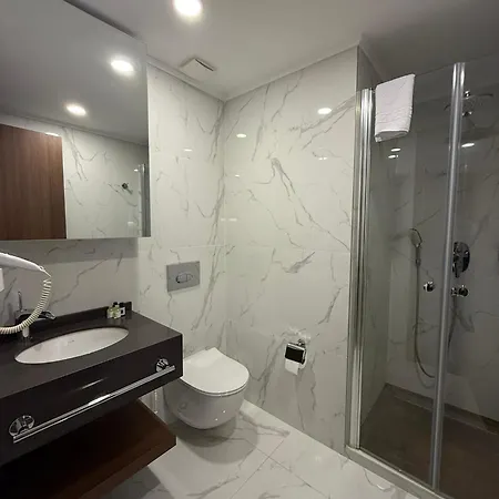 Grand Sapphire Luxury Apartment