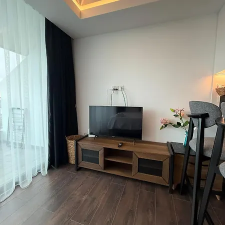 Grand Sapphire Luxury Apartment